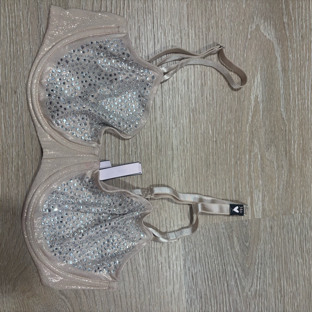 Victoria's Secret Dream Angels Wicked unlined balconette bra with rhinestone